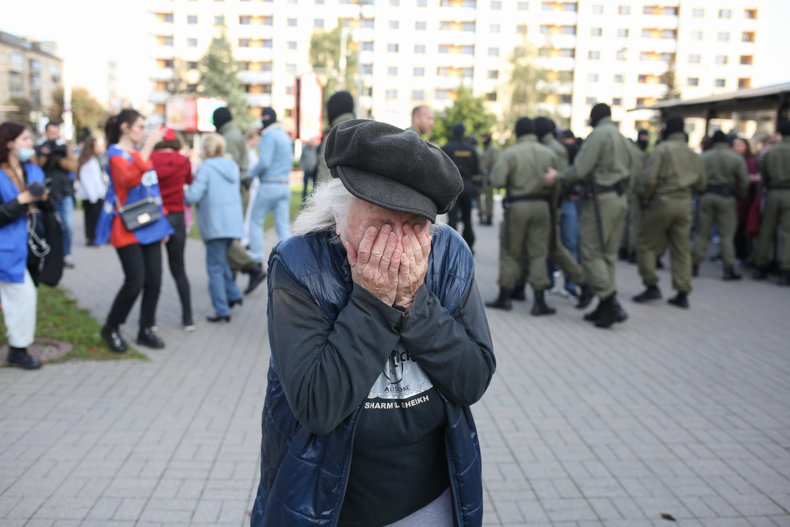 An elderly woman cries after the arrests during the protests. Minsk, September 2020.