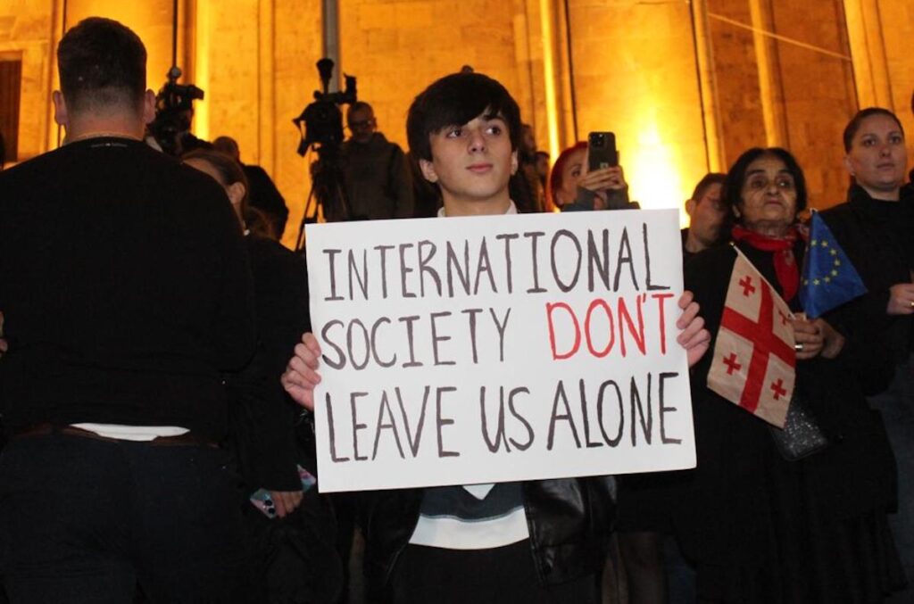 At the 27 October opposition demonstration, in front of the Parliament, in Tbilisi. | Photo: ©Masho Lomashvili
